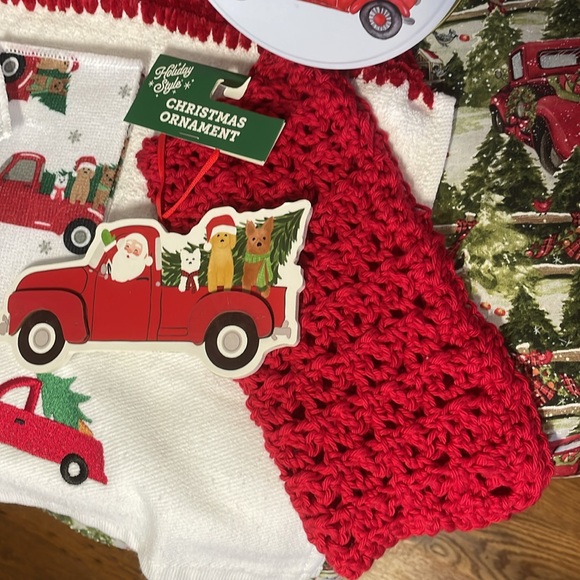 Christmas Kitchen Gift Set Dish Cloth Scrubby Ornament Towel Tin Can Truck Gifts - Picture 5 of 14